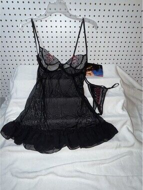 🎄 Women’s Lingerie New With Tag Simply Sexy Black Medium Set